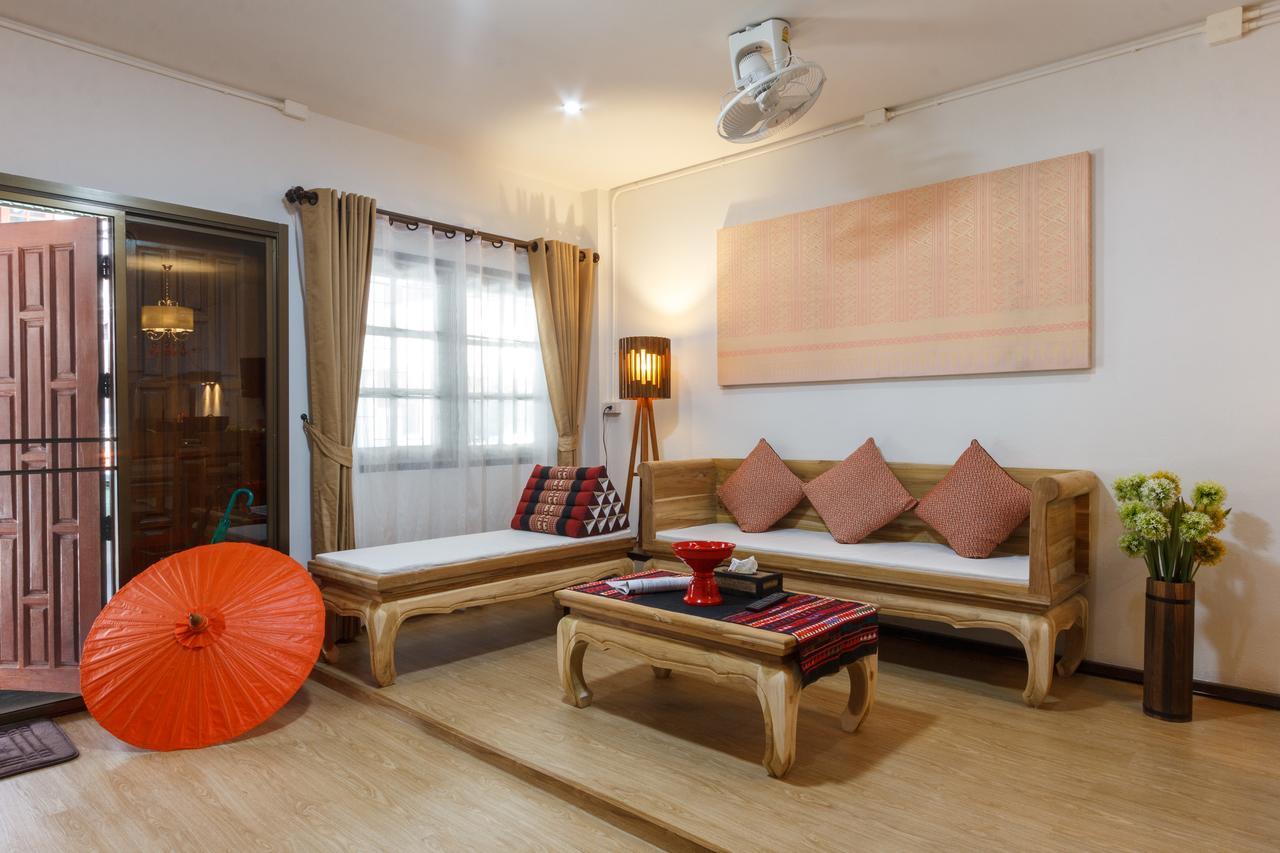 Hotel Baan Singharaj Chiang Mai Exterior foto