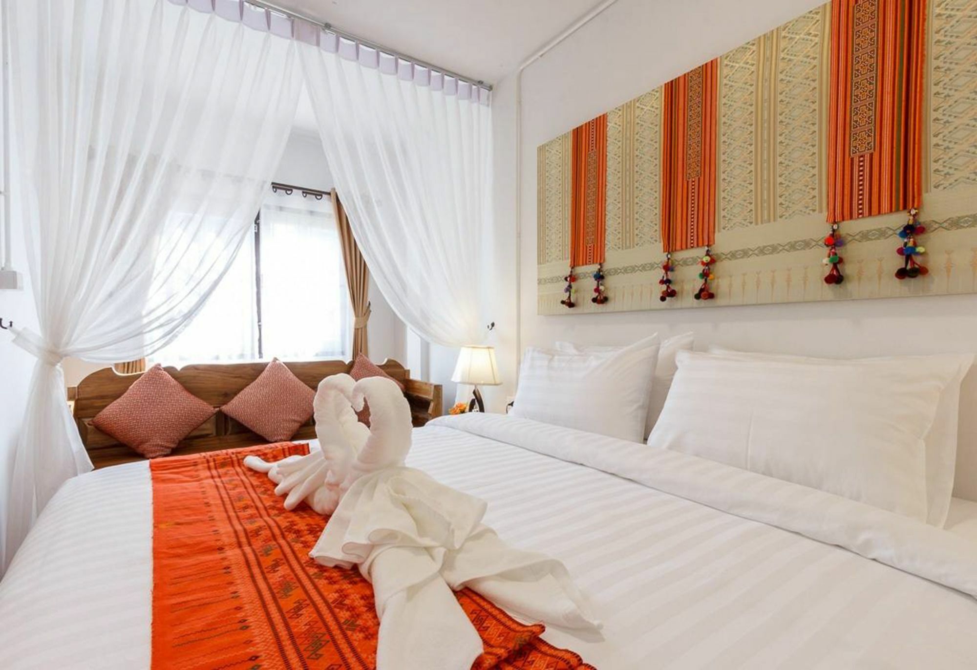 Hotel Baan Singharaj Chiang Mai Exterior foto